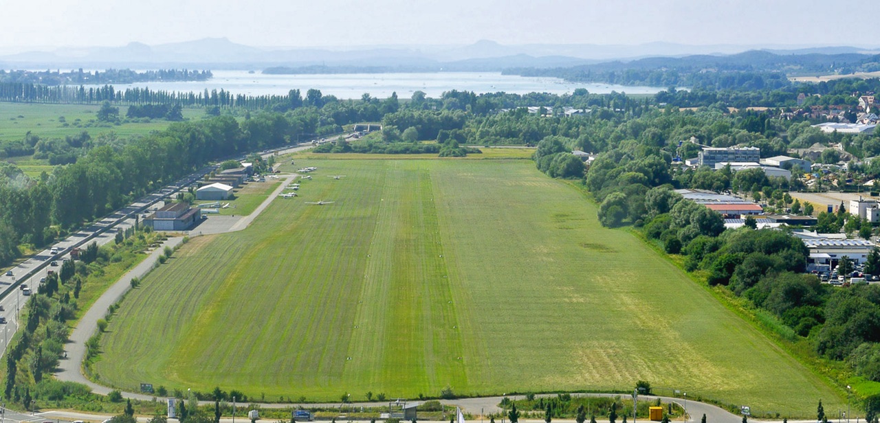 Endanflug auf den Flugplatz Konstanz